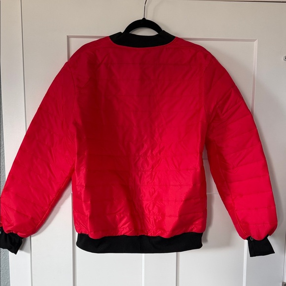 Nike Men's Vibrant Red Puffer Jacket - Picture 6 of 12